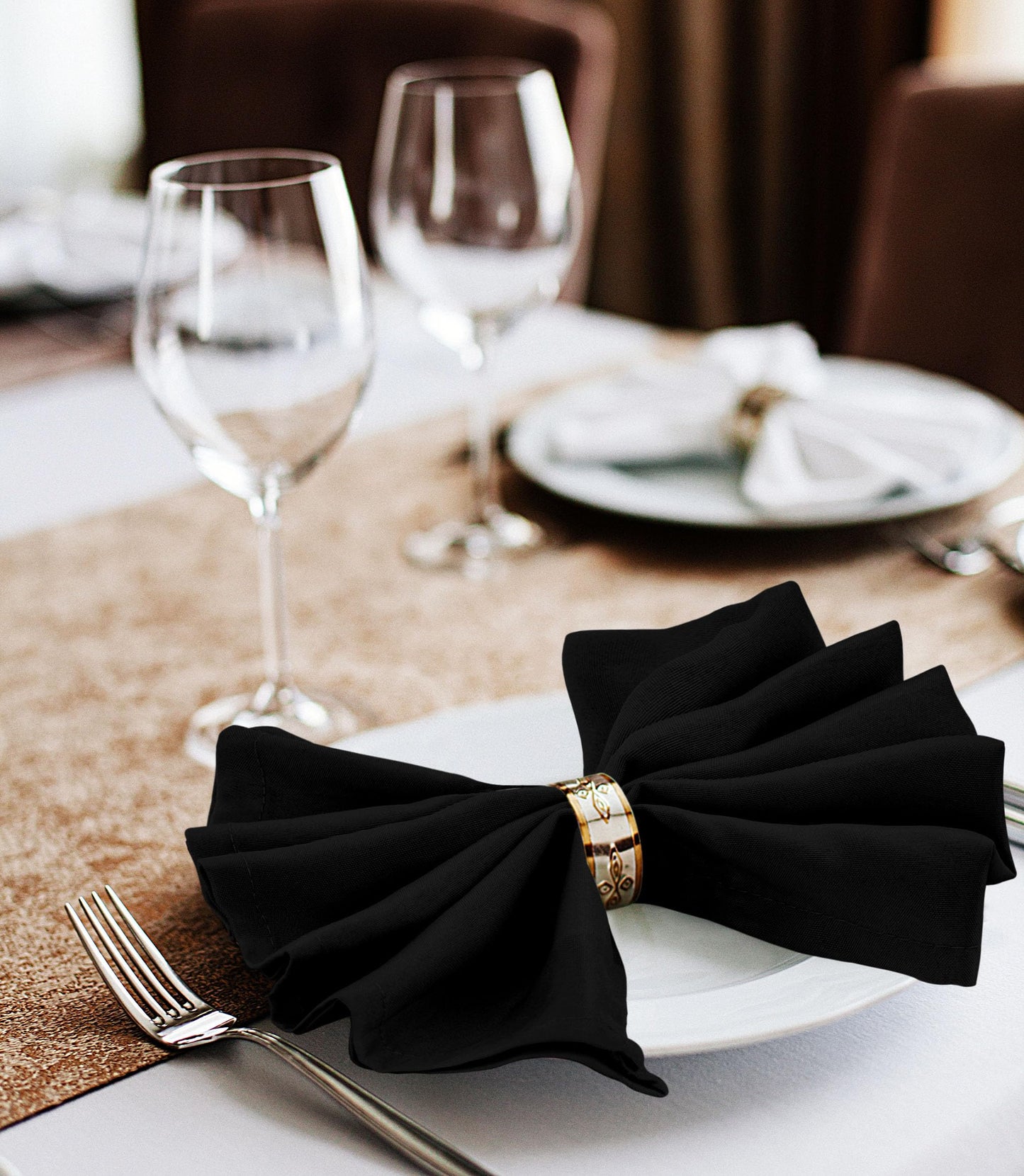 Utopia Home [24 Pack, Black] Cloth Napkins 17x17 Inches, 100% Polyester Dinner Napkins with Hemmed Edges, Washable Napkins Ideal for Parties, Weddings and Dinners